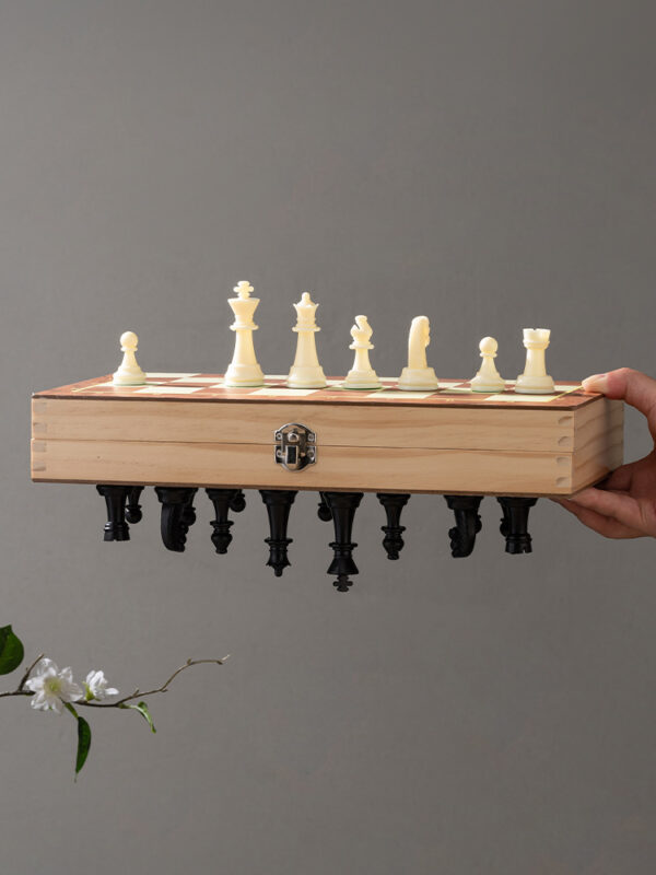 Exquisite Custom Wooden Chess Production for Illustrators and Book Wholesaler Partners Sophisticated custom wooden chess printing by ABPro Print, unveiling carved queens and rooks for enduring intellectual duels
